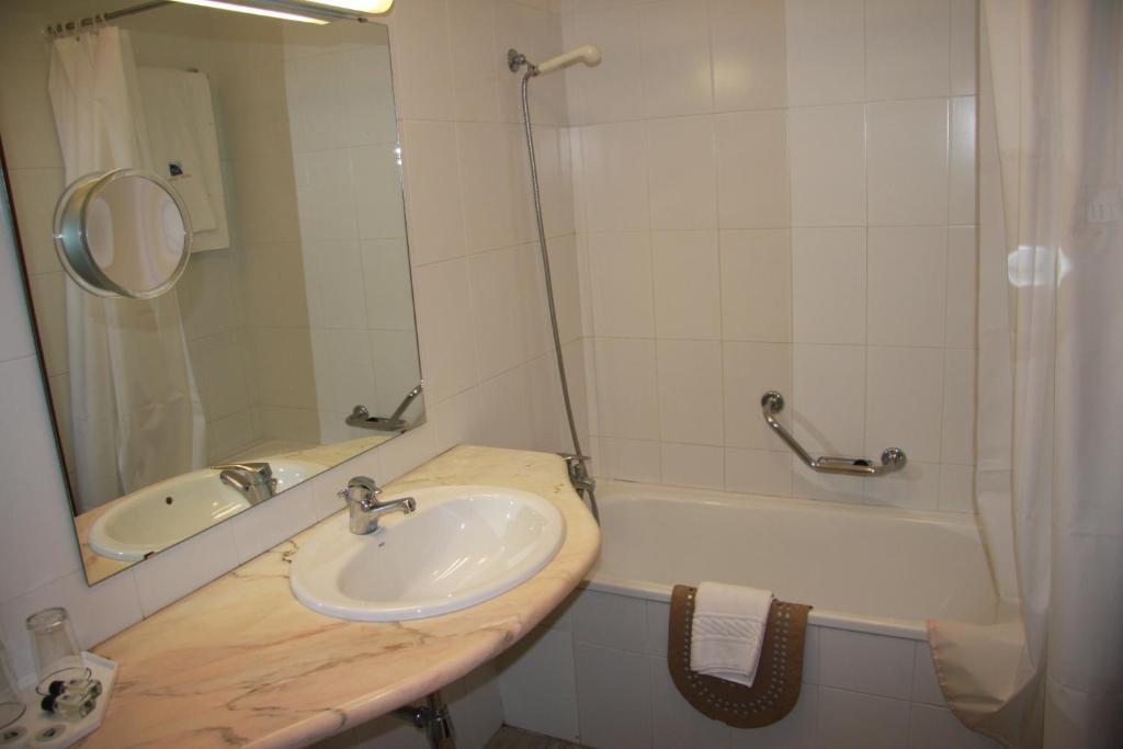 Hotel Turismo Miranda Miranda do Douro Phòng bức ảnh